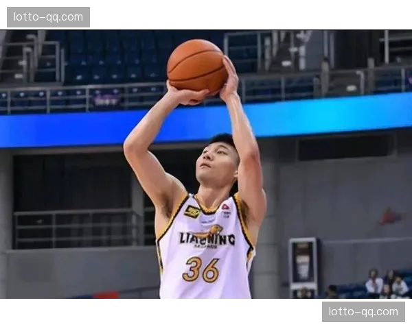 乌戈推行状态优先制 鄢手骐获信任从防守工兵蜕变为火力点